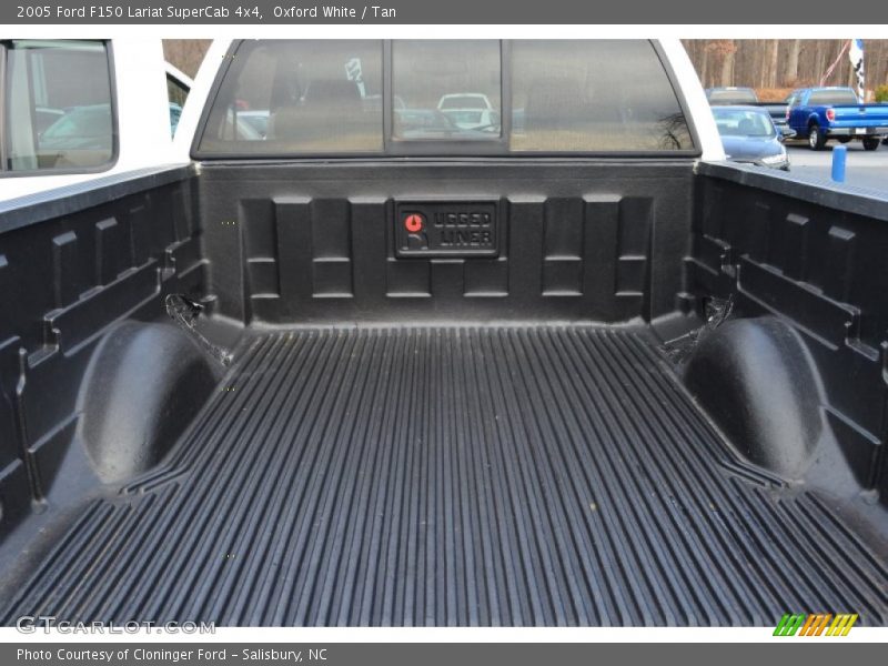 Oxford White / Tan 2005 Ford F150 Lariat SuperCab 4x4