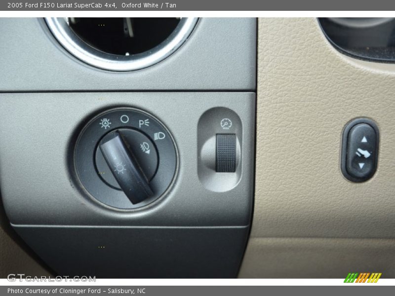 Oxford White / Tan 2005 Ford F150 Lariat SuperCab 4x4