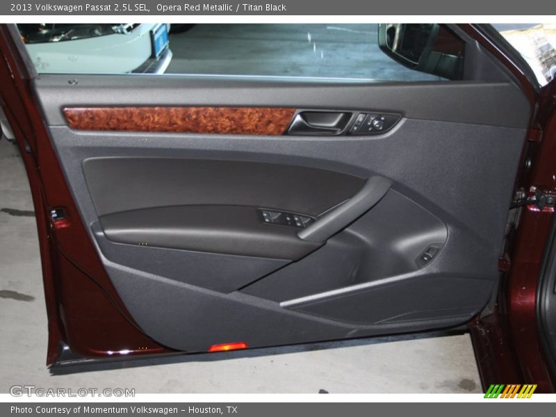 Opera Red Metallic / Titan Black 2013 Volkswagen Passat 2.5L SEL