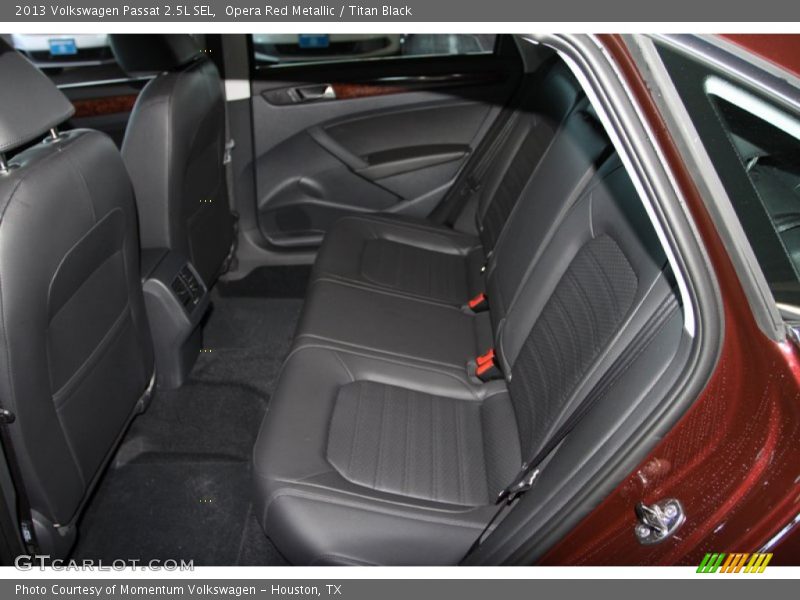 Opera Red Metallic / Titan Black 2013 Volkswagen Passat 2.5L SEL