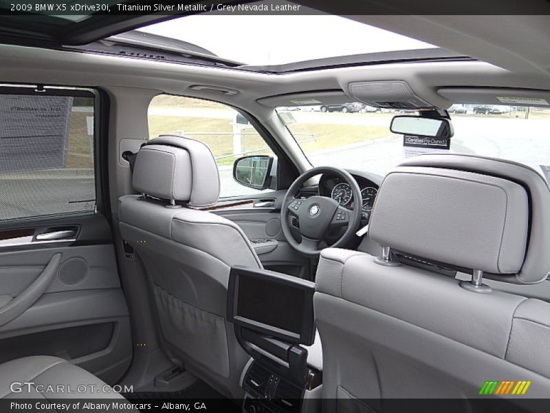 Titanium Silver Metallic / Grey Nevada Leather 2009 BMW X5 xDrive30i