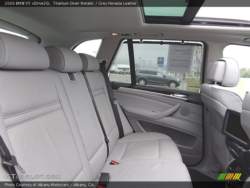 Titanium Silver Metallic / Grey Nevada Leather 2009 BMW X5 xDrive30i