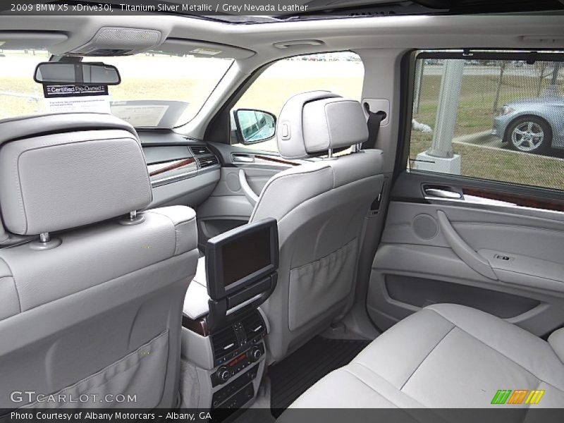 Titanium Silver Metallic / Grey Nevada Leather 2009 BMW X5 xDrive30i