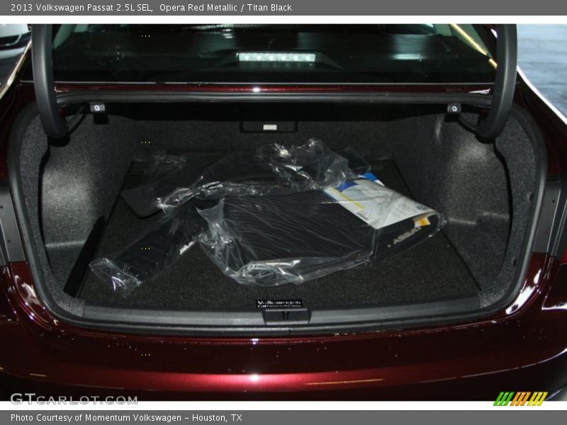 Opera Red Metallic / Titan Black 2013 Volkswagen Passat 2.5L SEL