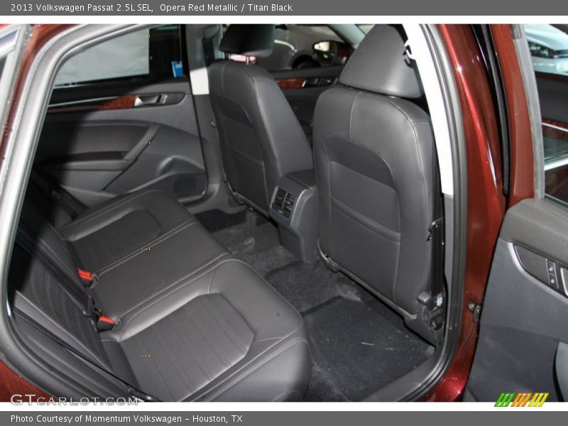 Opera Red Metallic / Titan Black 2013 Volkswagen Passat 2.5L SEL