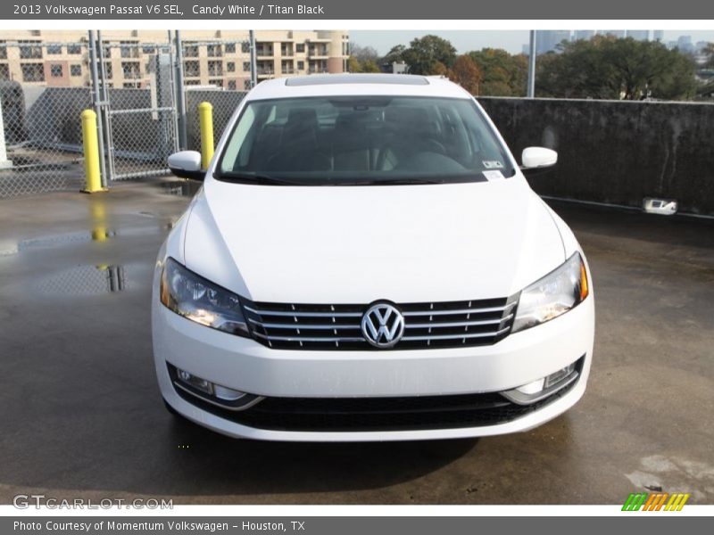 Candy White / Titan Black 2013 Volkswagen Passat V6 SEL