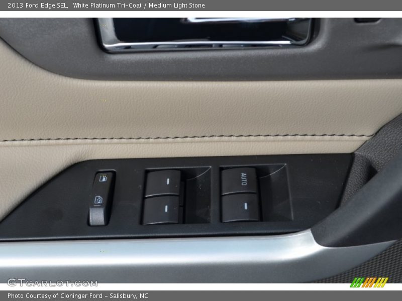 White Platinum Tri-Coat / Medium Light Stone 2013 Ford Edge SEL