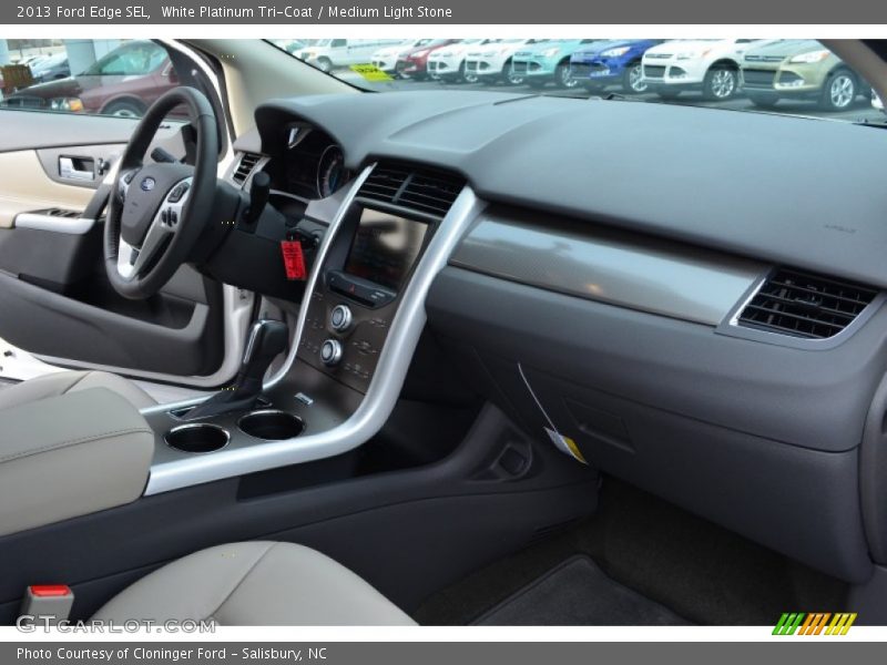 White Platinum Tri-Coat / Medium Light Stone 2013 Ford Edge SEL