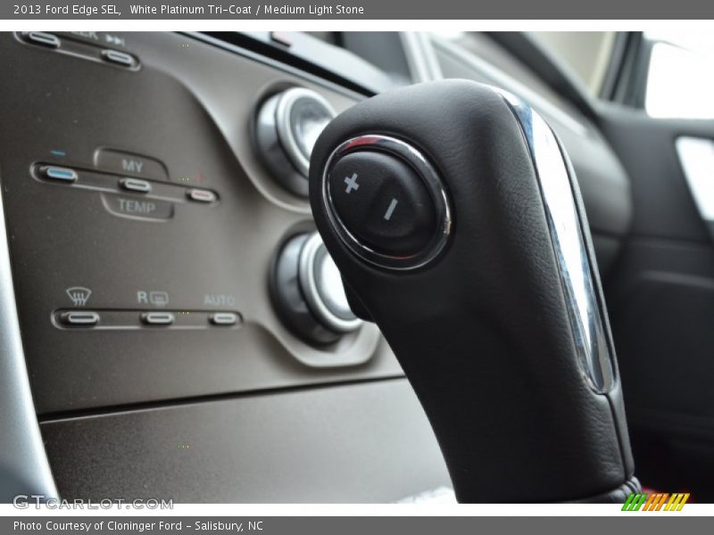 White Platinum Tri-Coat / Medium Light Stone 2013 Ford Edge SEL