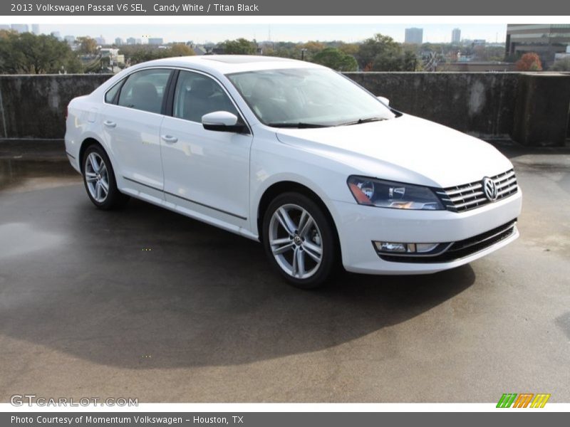 Candy White / Titan Black 2013 Volkswagen Passat V6 SEL