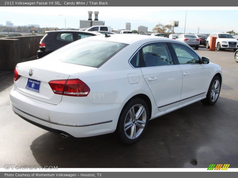 Candy White / Titan Black 2013 Volkswagen Passat V6 SEL