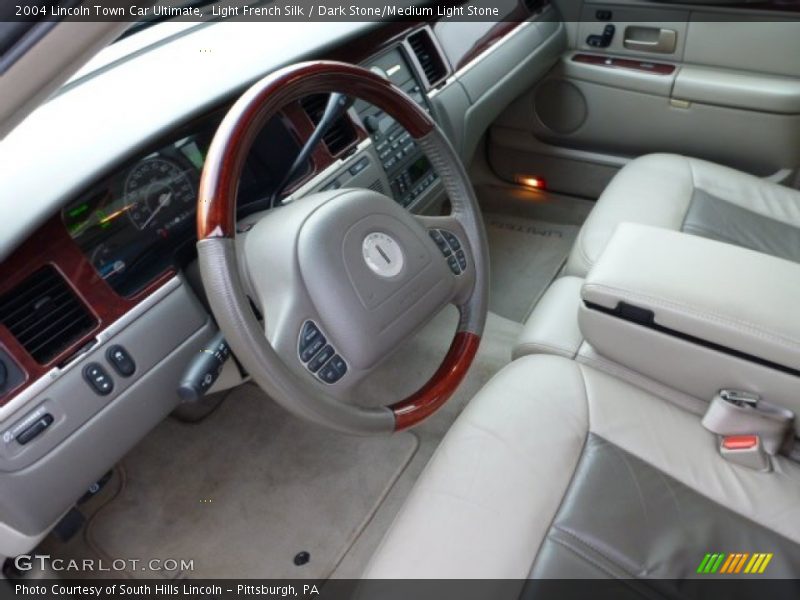 Dashboard of 2004 Town Car Ultimate