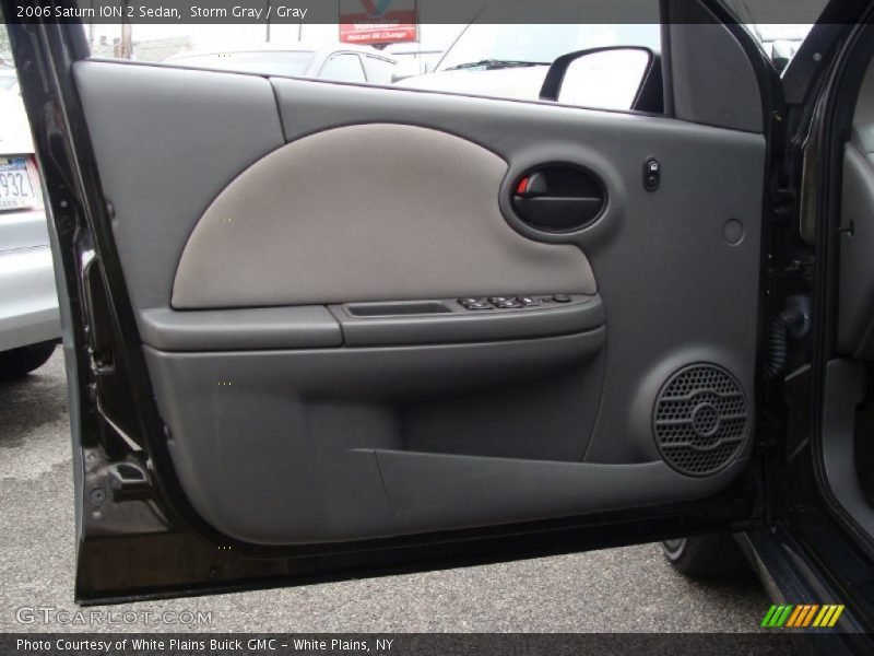 Door Panel of 2006 ION 2 Sedan