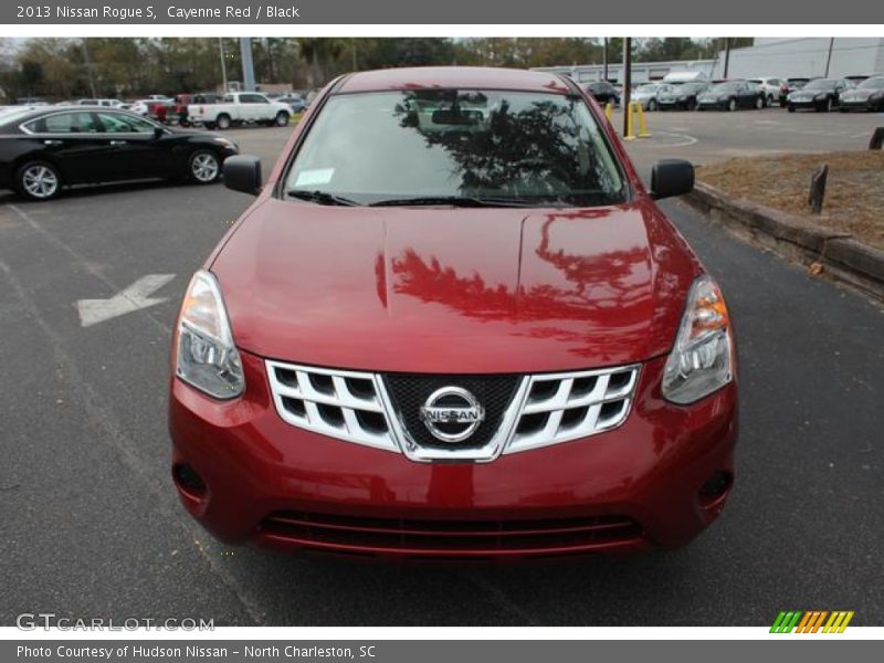 Cayenne Red / Black 2013 Nissan Rogue S