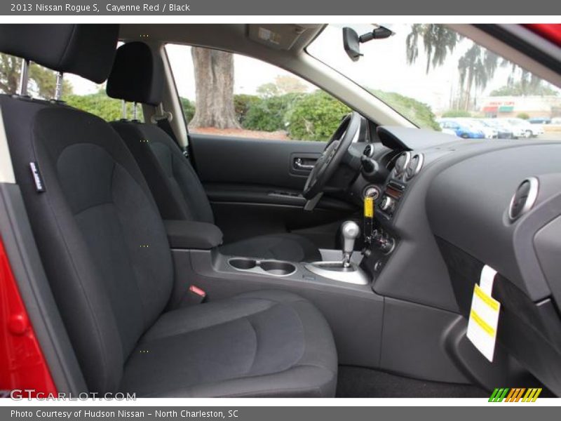 Cayenne Red / Black 2013 Nissan Rogue S