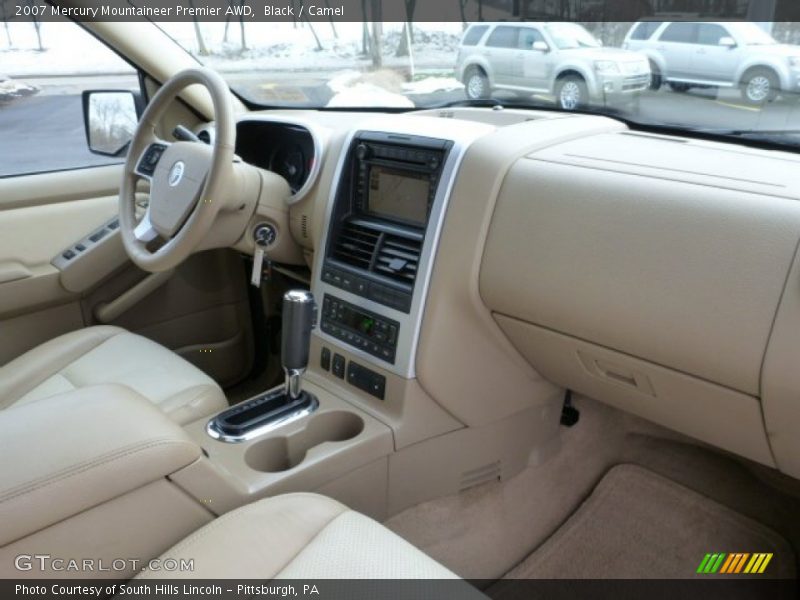 Dashboard of 2007 Mountaineer Premier AWD