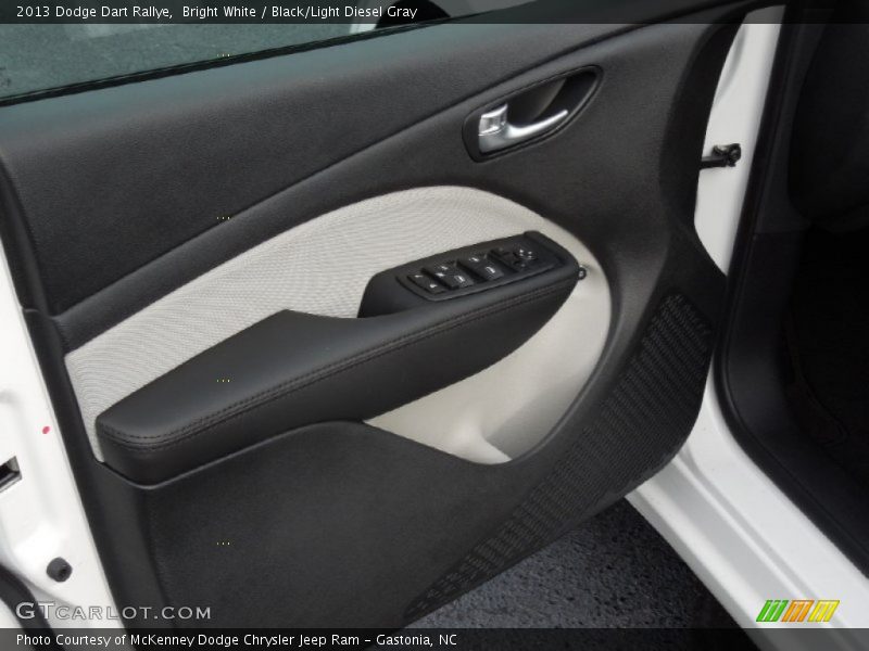 Bright White / Black/Light Diesel Gray 2013 Dodge Dart Rallye