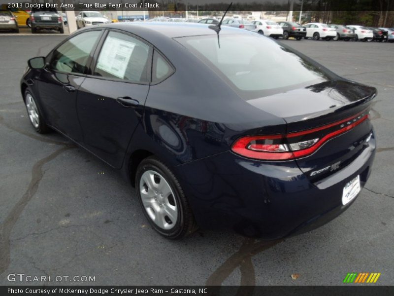 True Blue Pearl Coat / Black 2013 Dodge Dart Aero