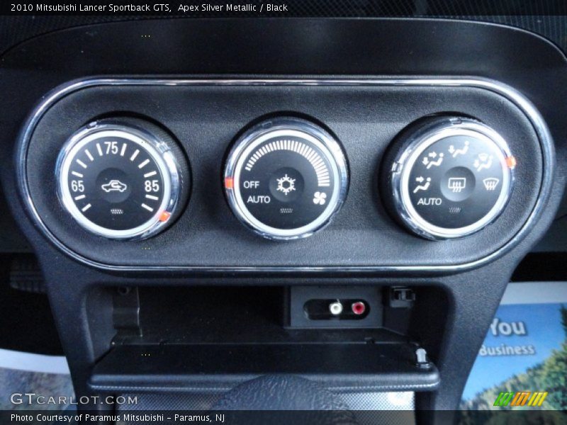 Controls of 2010 Lancer Sportback GTS