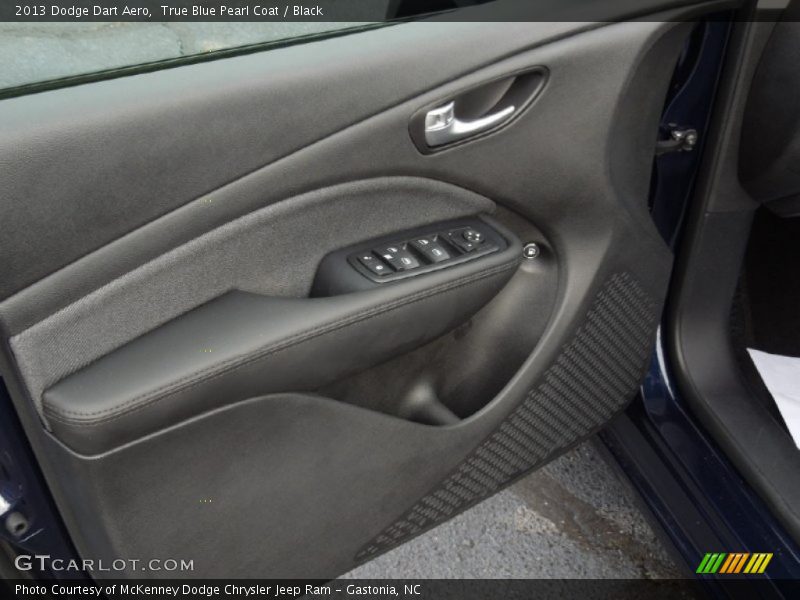 True Blue Pearl Coat / Black 2013 Dodge Dart Aero