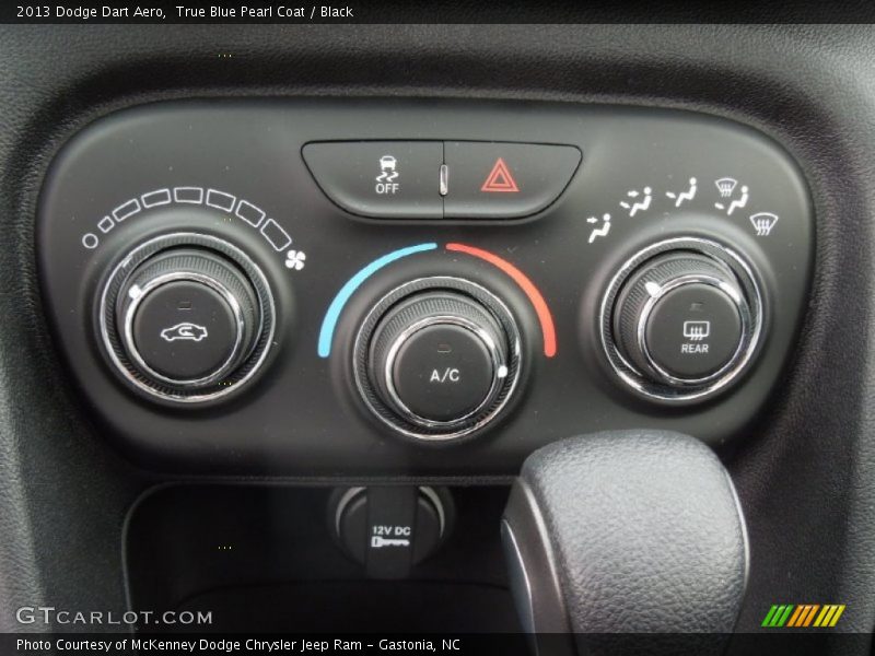 Controls of 2013 Dart Aero