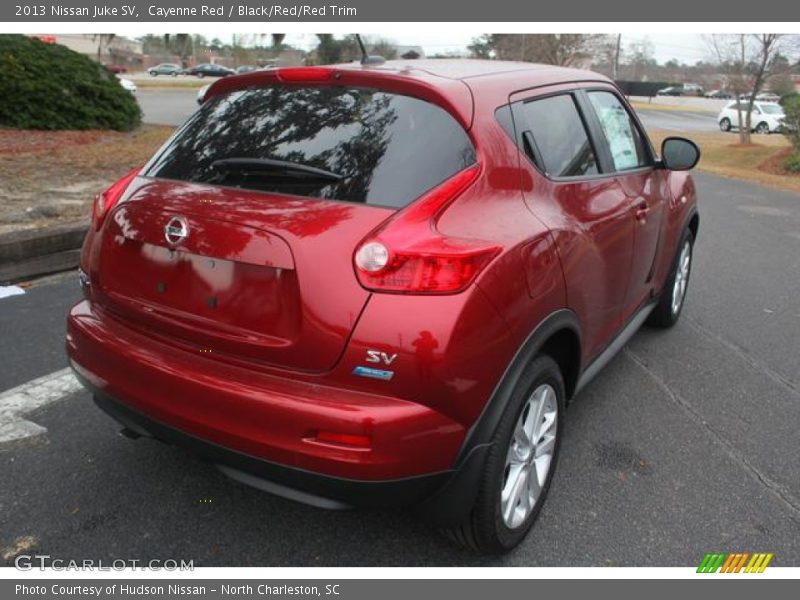 Cayenne Red / Black/Red/Red Trim 2013 Nissan Juke SV