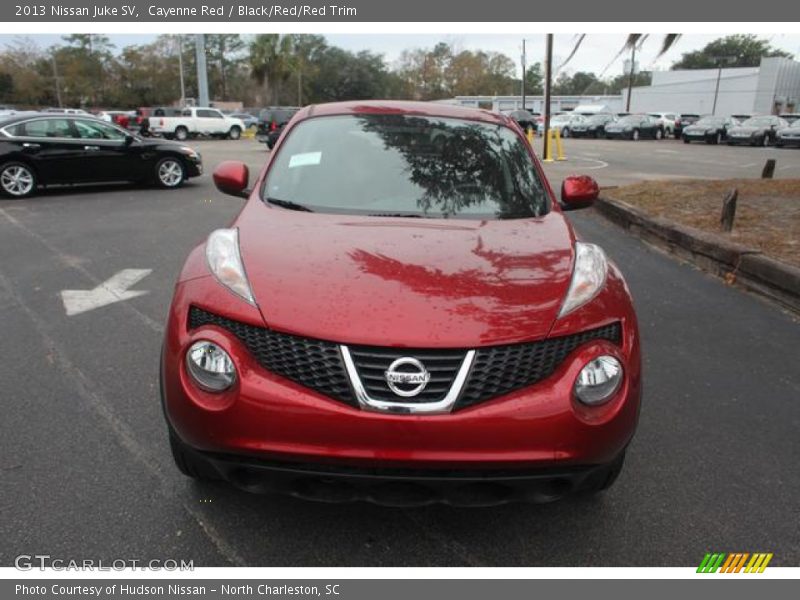 Cayenne Red / Black/Red/Red Trim 2013 Nissan Juke SV