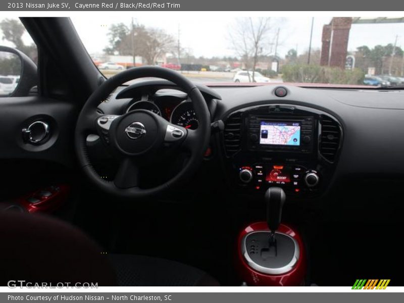 Cayenne Red / Black/Red/Red Trim 2013 Nissan Juke SV