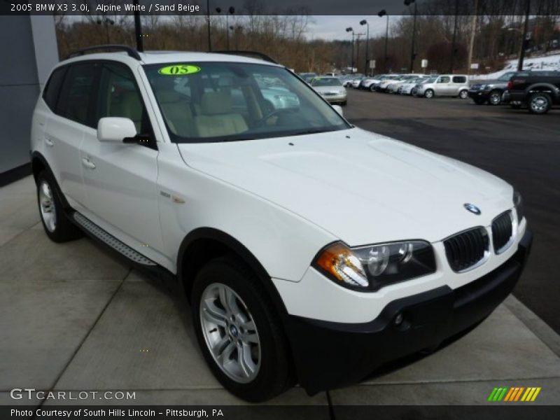 Front 3/4 View of 2005 X3 3.0i