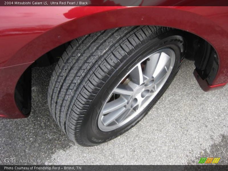 Ultra Red Pearl / Black 2004 Mitsubishi Galant LS