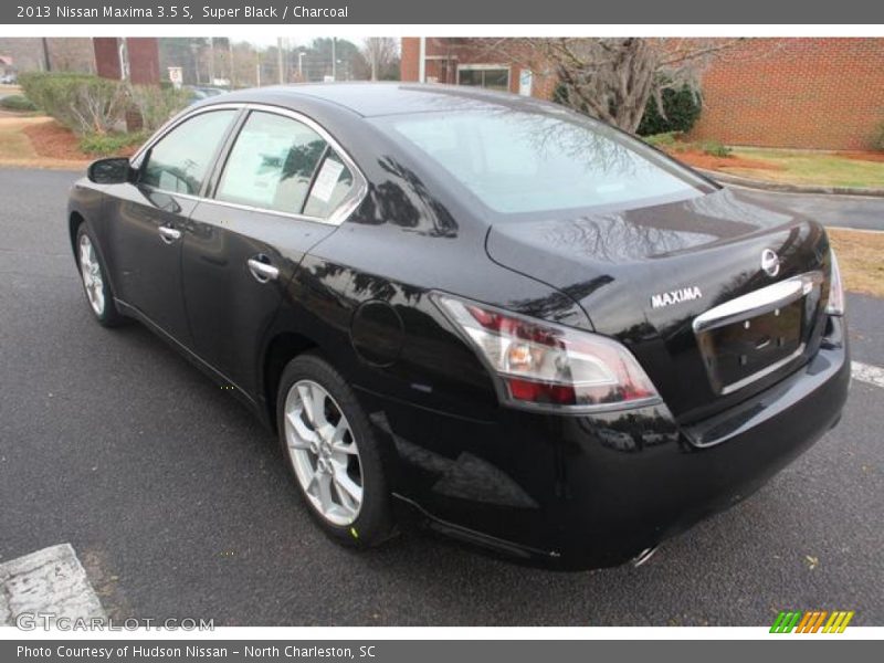 Super Black / Charcoal 2013 Nissan Maxima 3.5 S