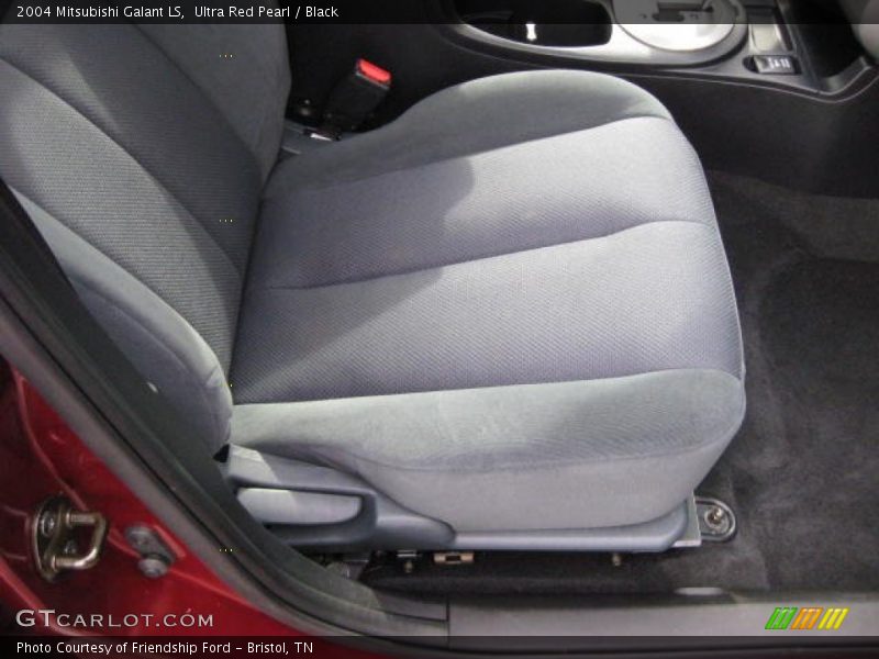 Ultra Red Pearl / Black 2004 Mitsubishi Galant LS
