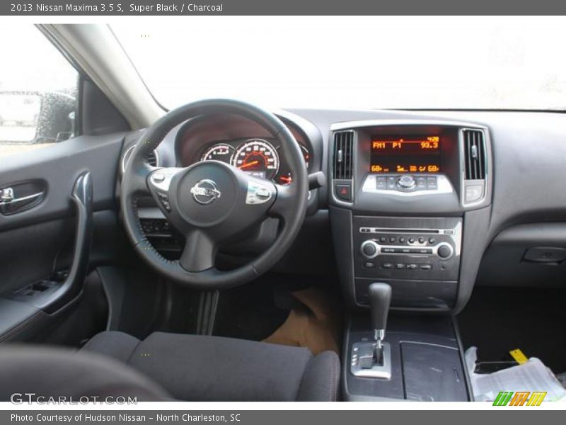 Super Black / Charcoal 2013 Nissan Maxima 3.5 S