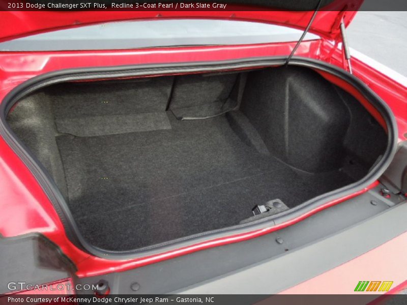  2013 Challenger SXT Plus Trunk