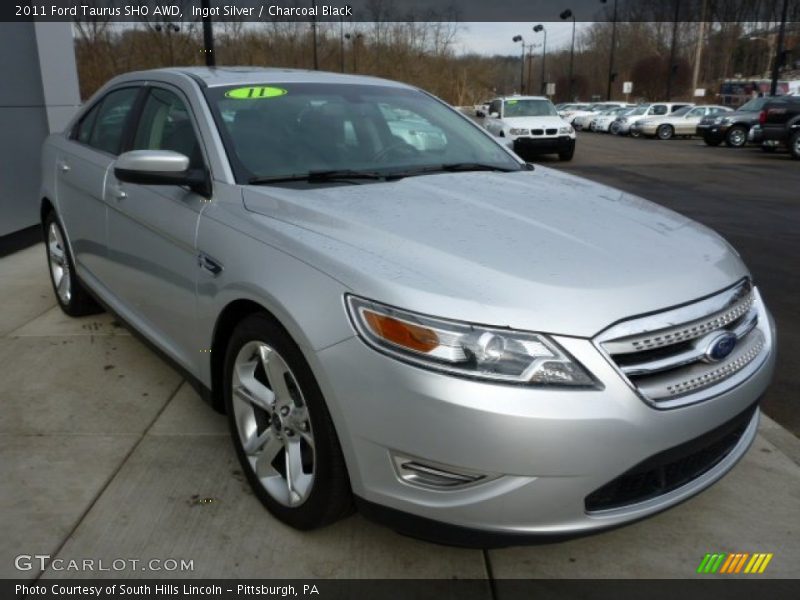 Front 3/4 View of 2011 Taurus SHO AWD