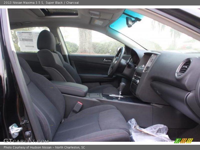 Super Black / Charcoal 2013 Nissan Maxima 3.5 S