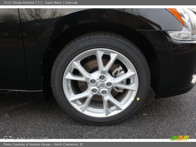 Super Black / Charcoal 2013 Nissan Maxima 3.5 S