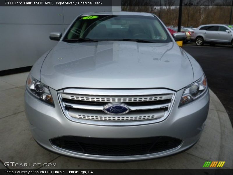 Ingot Silver / Charcoal Black 2011 Ford Taurus SHO AWD