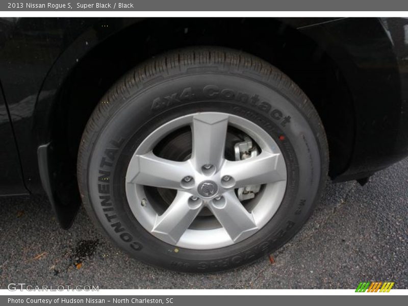 Super Black / Black 2013 Nissan Rogue S
