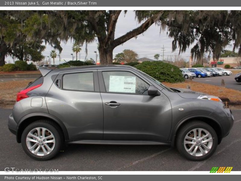  2013 Juke S Gun Metallic