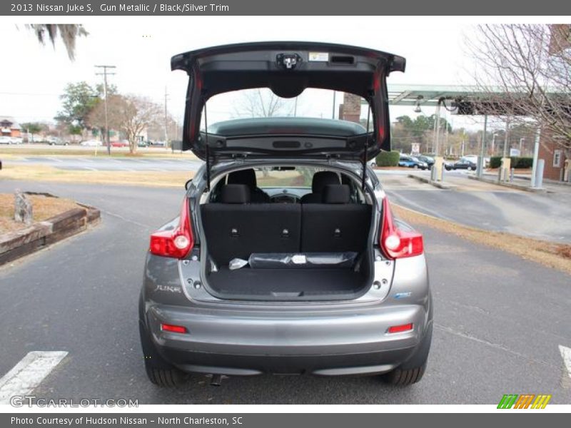 Gun Metallic / Black/Silver Trim 2013 Nissan Juke S