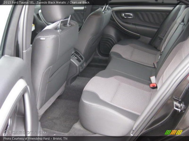 Tuxedo Black Metallic / Charcoal Black 2013 Ford Taurus SEL