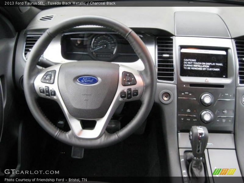 Tuxedo Black Metallic / Charcoal Black 2013 Ford Taurus SEL