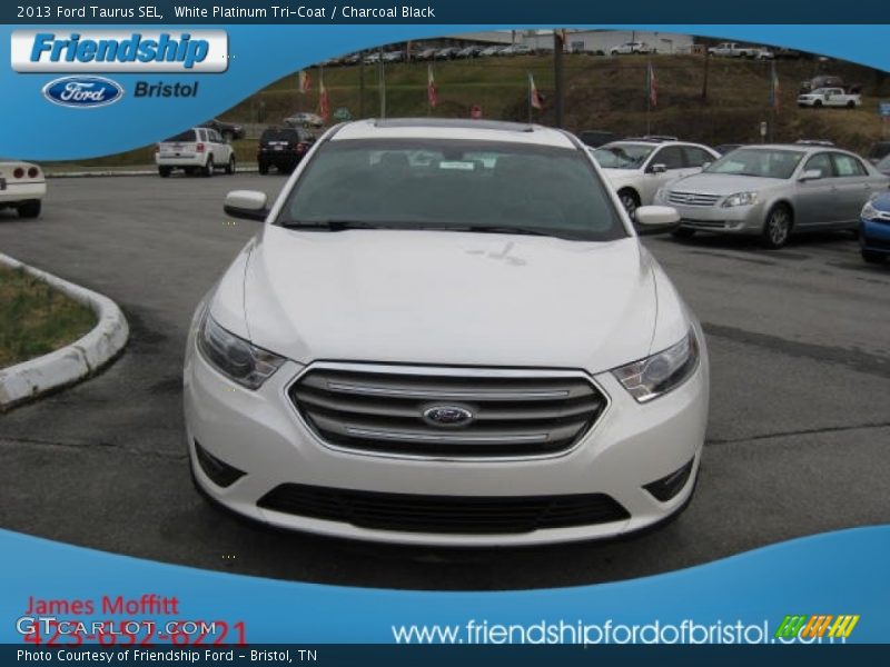 White Platinum Tri-Coat / Charcoal Black 2013 Ford Taurus SEL