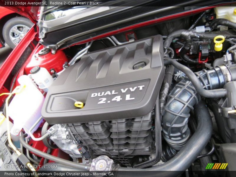 Redline 2-Coat Pearl / Black 2013 Dodge Avenger SE