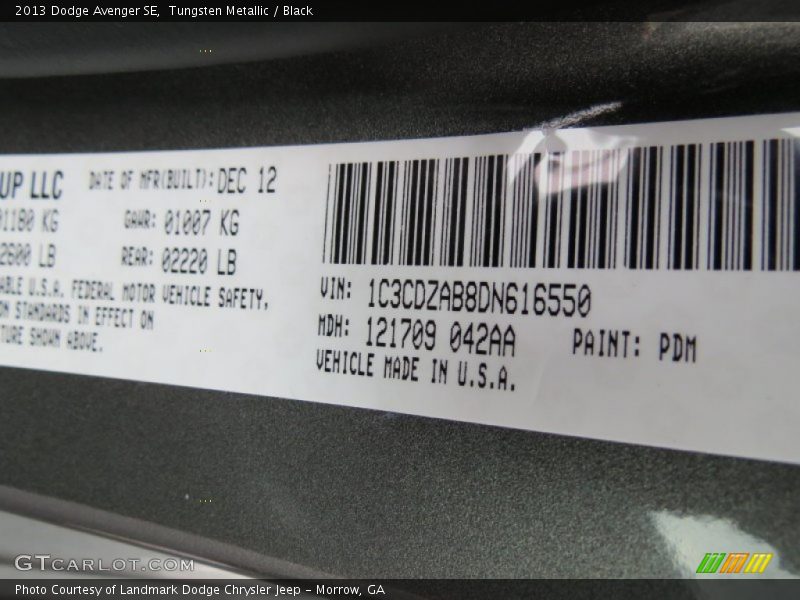 Tungsten Metallic / Black 2013 Dodge Avenger SE