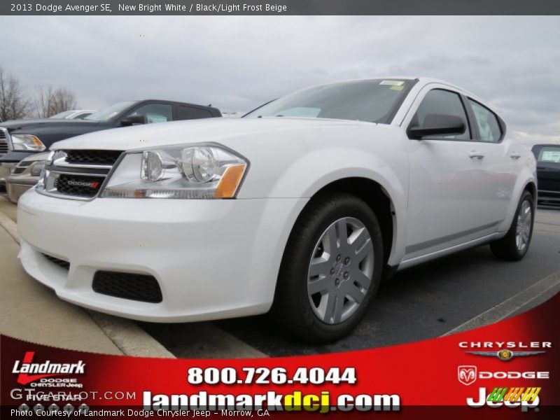 New Bright White / Black/Light Frost Beige 2013 Dodge Avenger SE