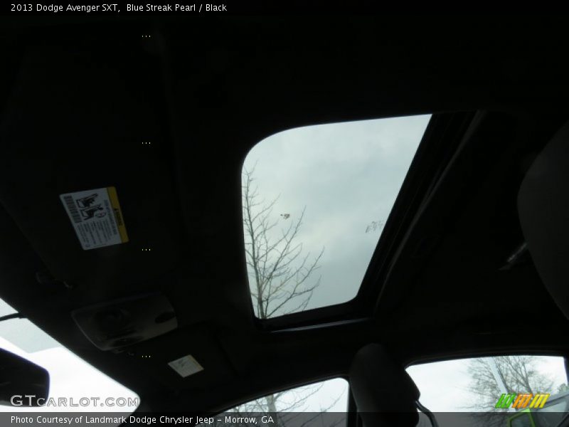 Blue Streak Pearl / Black 2013 Dodge Avenger SXT