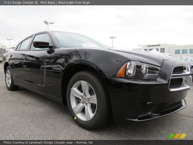 Pitch Black / Black/Light Frost Beige 2013 Dodge Charger SE