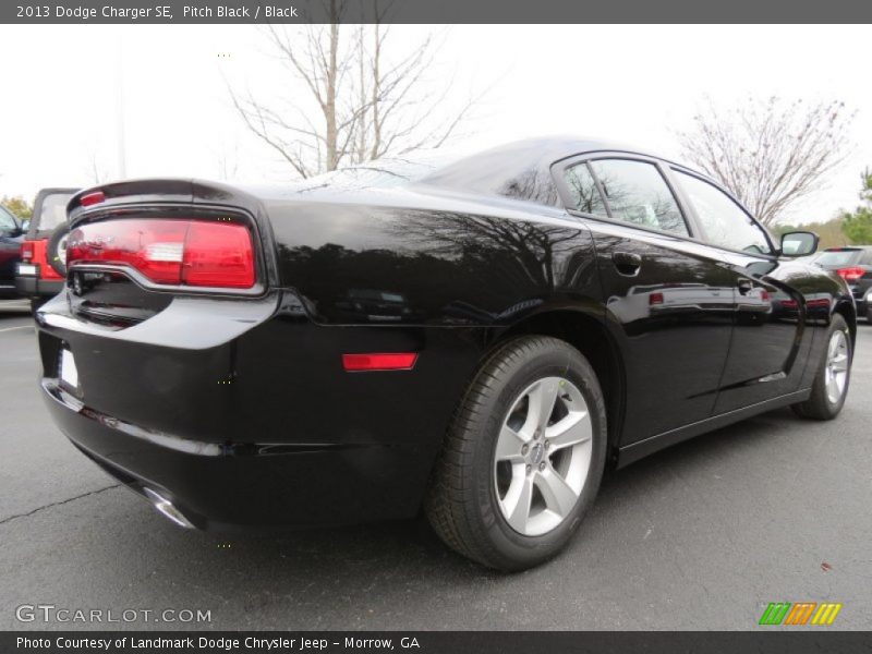 Pitch Black / Black 2013 Dodge Charger SE